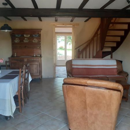 Villa La Fenetre à Saint-Florent-des-Bois Extérieur photo